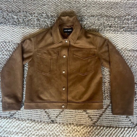 Steve Madden Jackets & Blazers - Steve Madden Faux Suede Tan Snap
Women's Jacket size Medium